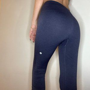 Lululemon leggings Size 4, 21"